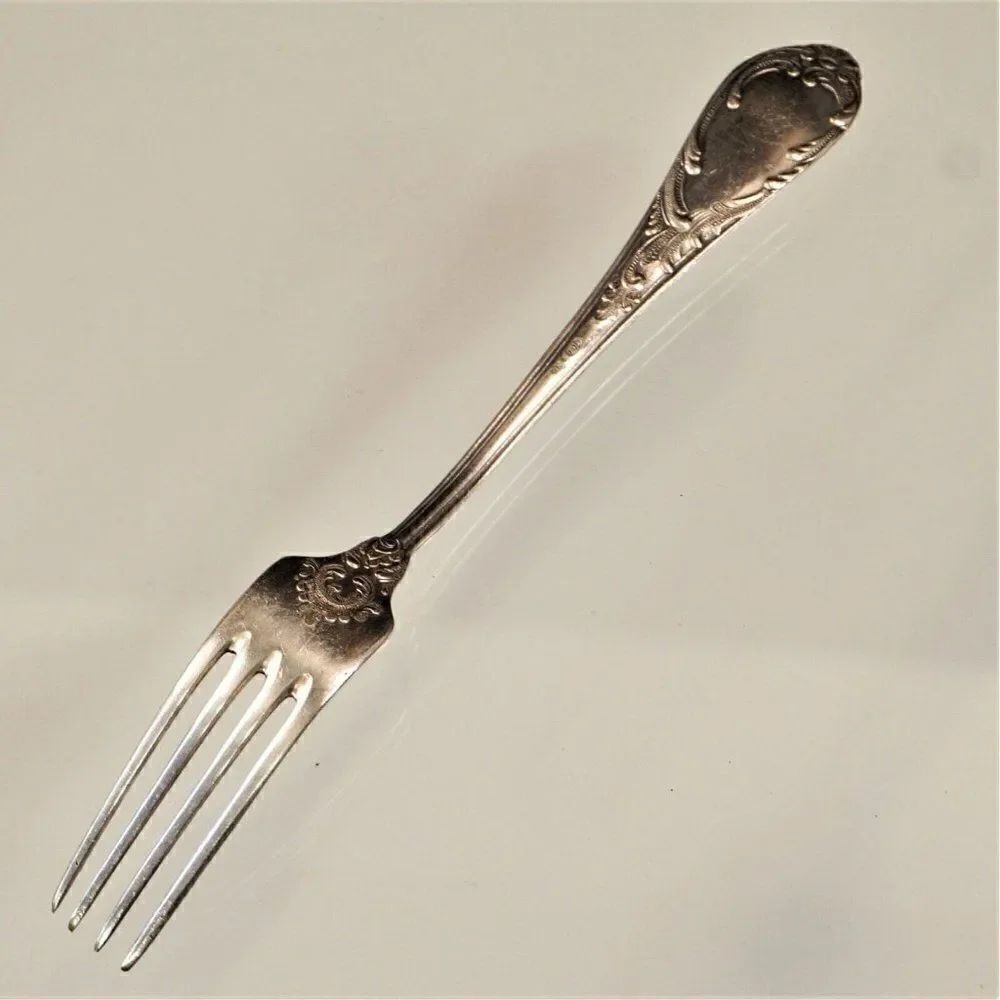 Antique Fork Silverplate Non US Unidentified Pattern Maker - Picture 4 of 11
